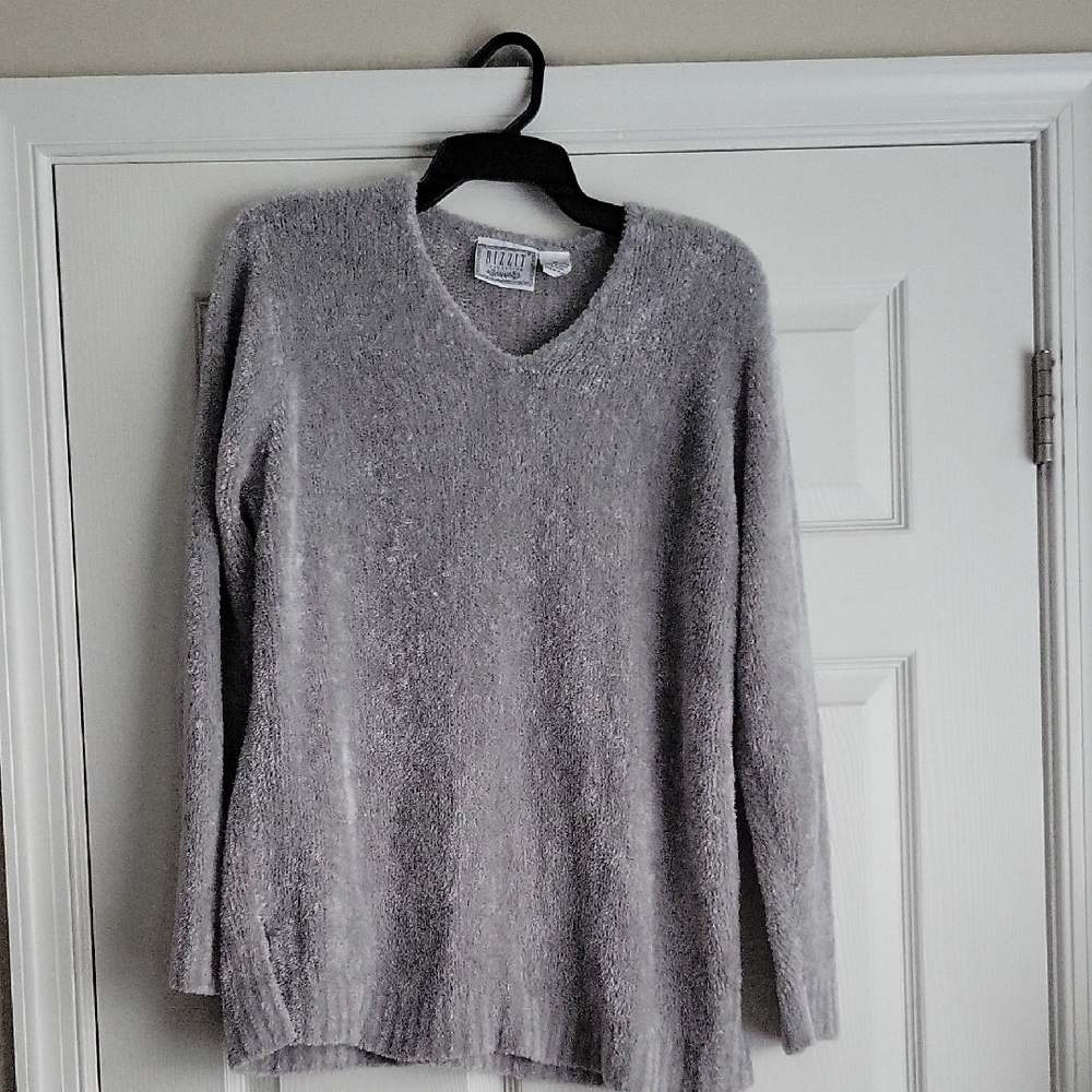 Bizzit Collection Gray V-Neck Sweater Soft Knit